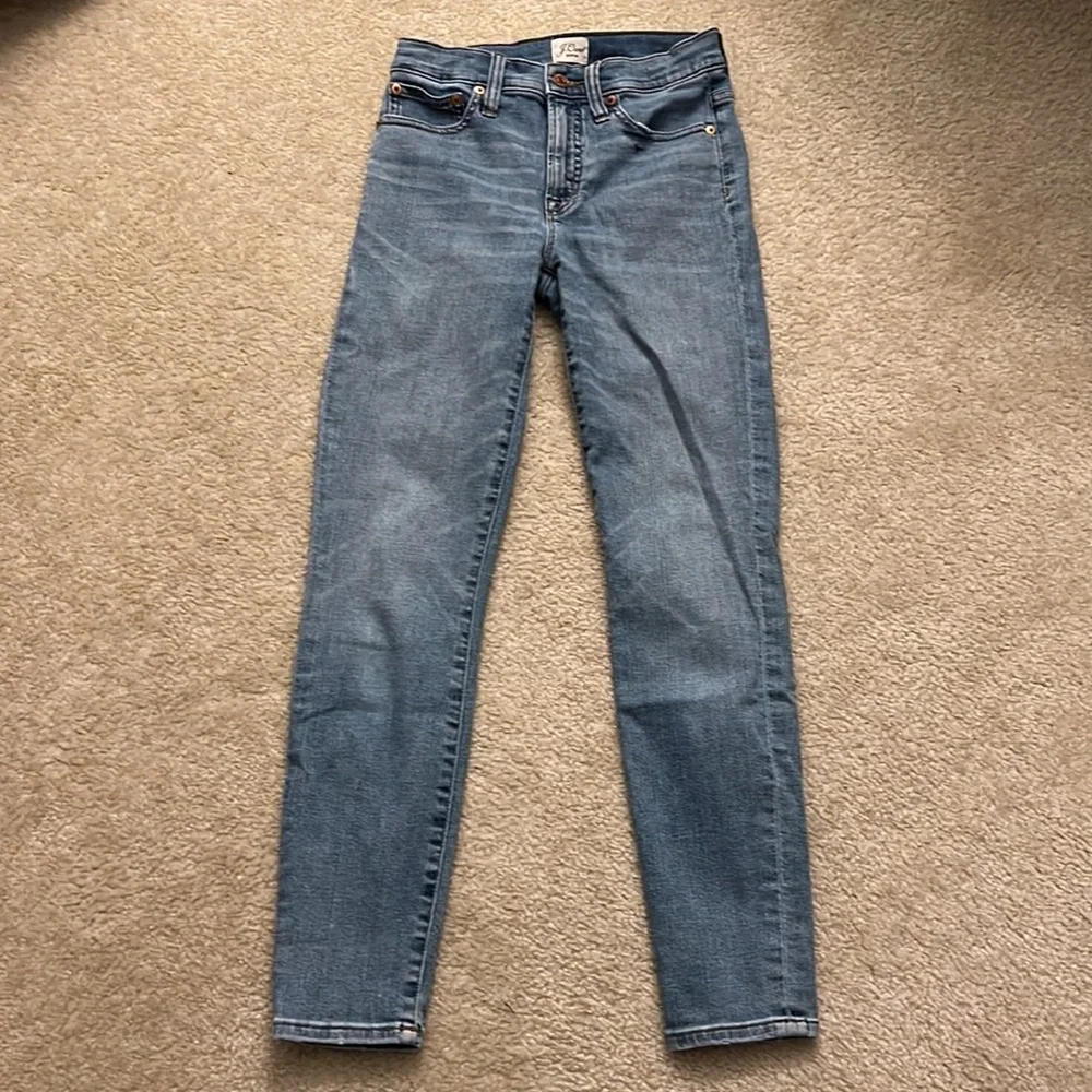 J. Crew 9" high-rise toothpick jean in Arizona Sky wash
Item AJ469 - Picture 5 of 11